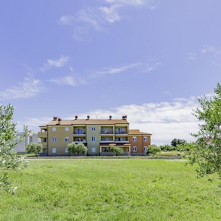 Apartments Monte Rosso Savudrija Eksteriør bilde
