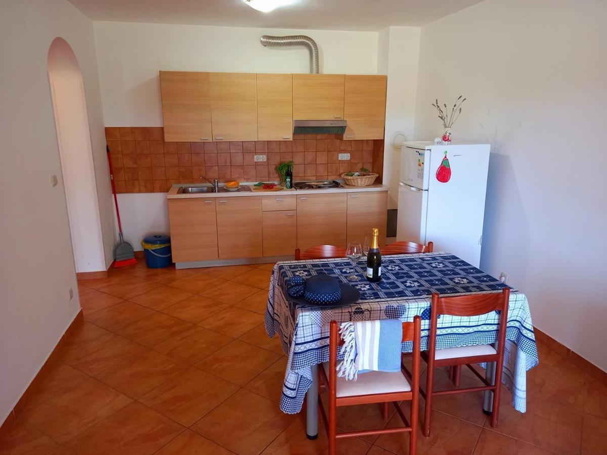 Apartments Monte Rosso Savudrija Eksteriør bilde
