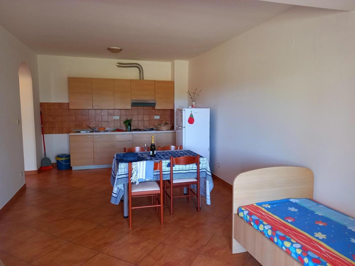 Apartments Monte Rosso Savudrija Eksteriør bilde